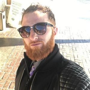 Meet your Posher, Chris